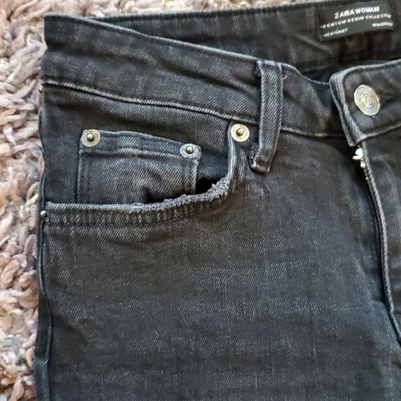 Zara black flower embellished ankle jeans - Picture 6 of 11